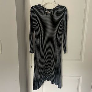 Midi dress. BARELY worn. American Eagle